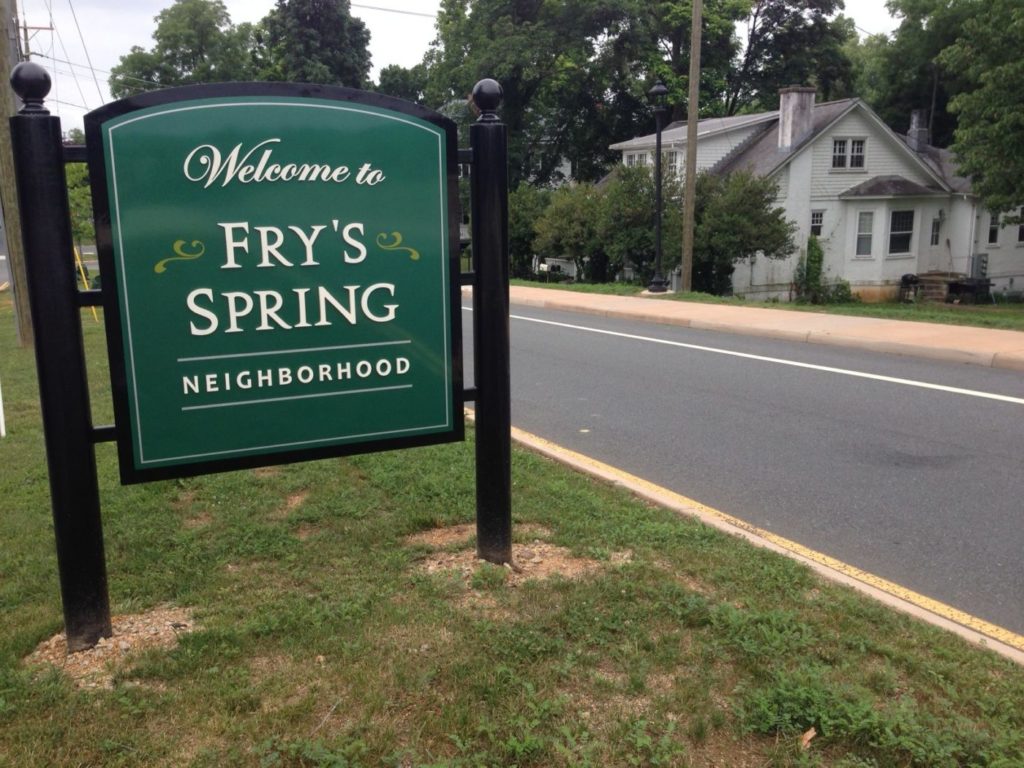 20140622-FS-sign-1400x1050